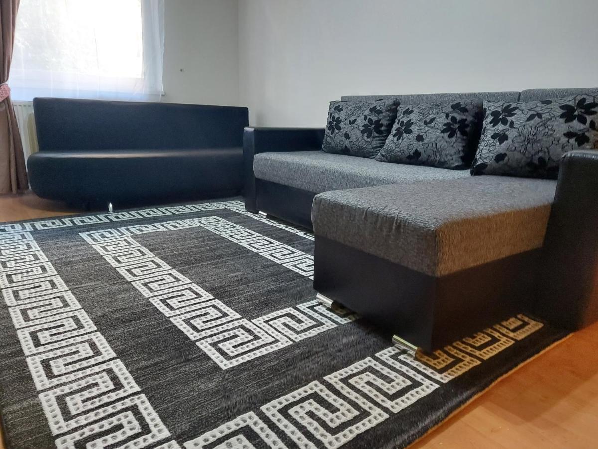 Lara Apartman 데브레첸 외부 사진