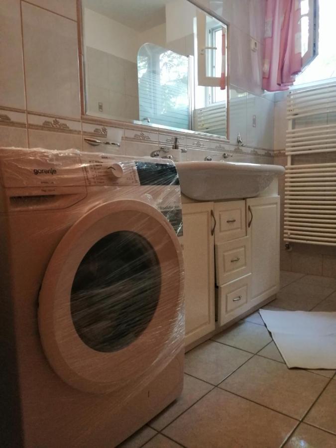 Lara Apartman 데브레첸 외부 사진