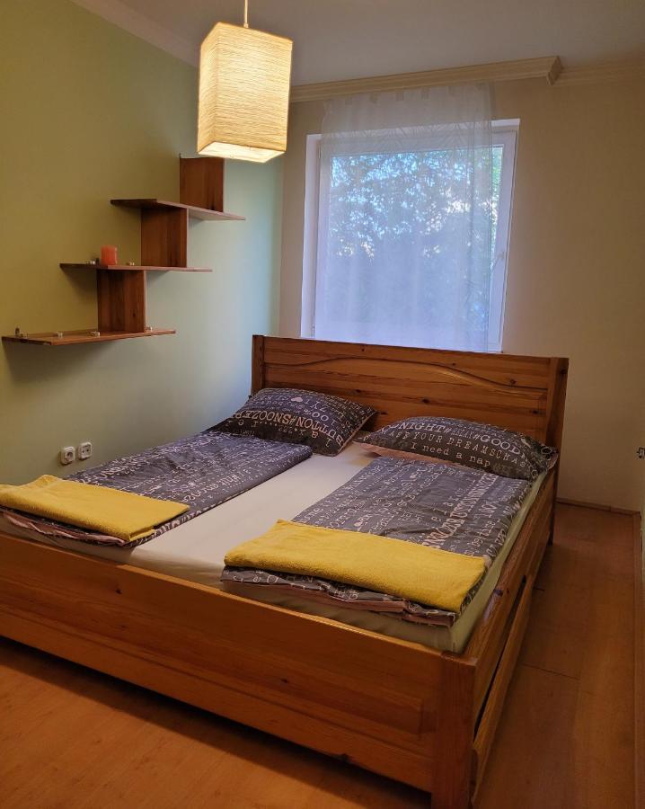Lara Apartman 데브레첸 외부 사진