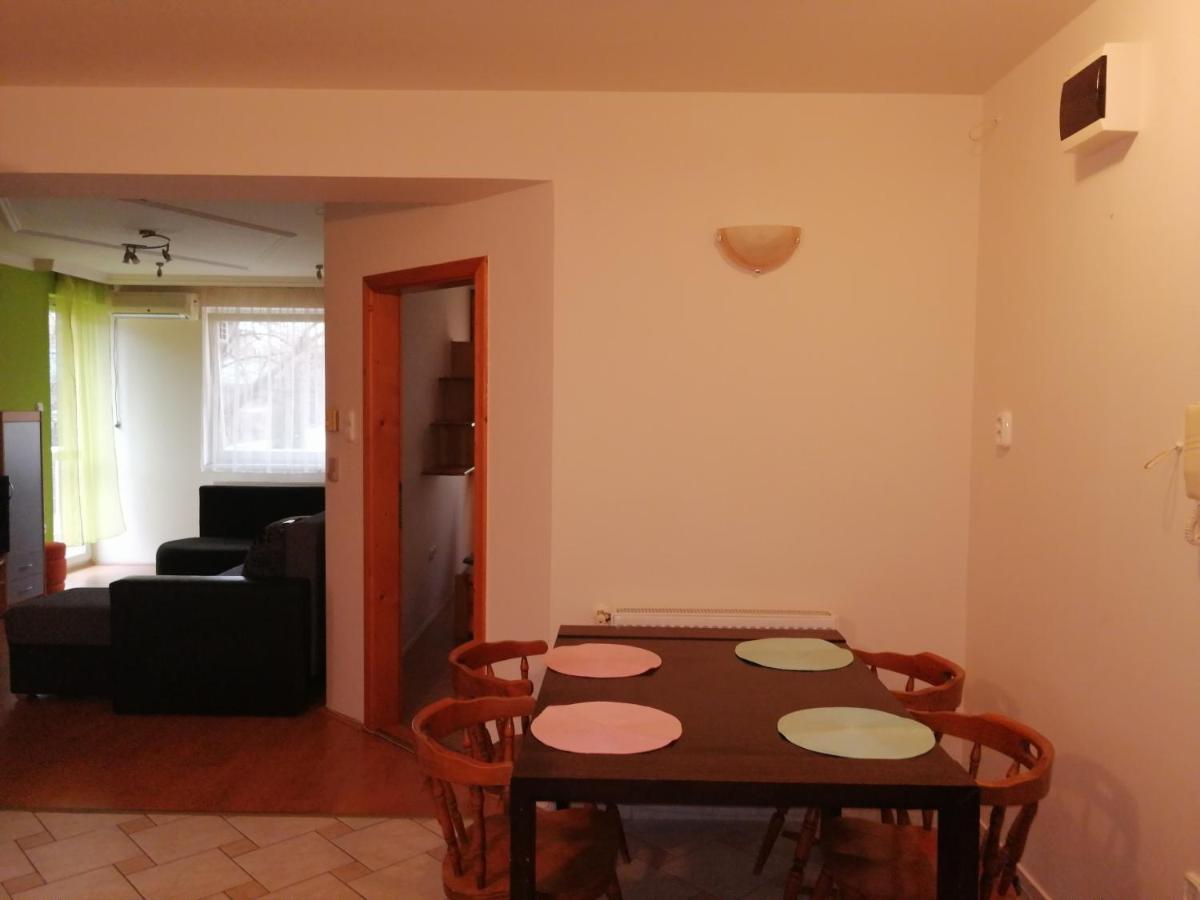 Lara Apartman 데브레첸 외부 사진